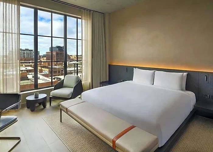 Nobu Hotel 5*